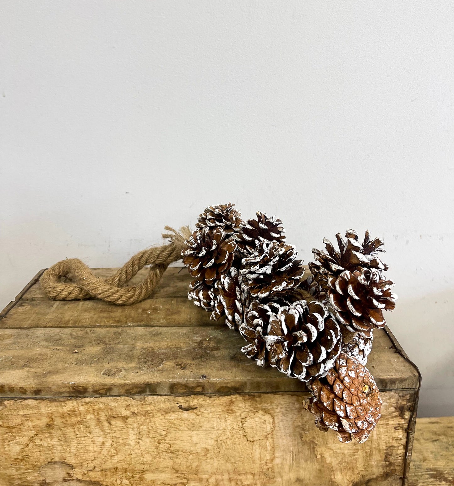 Round Pinecone Hanging Ornaments