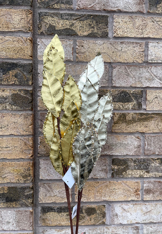 Gold & Champagne Leaf Stakes